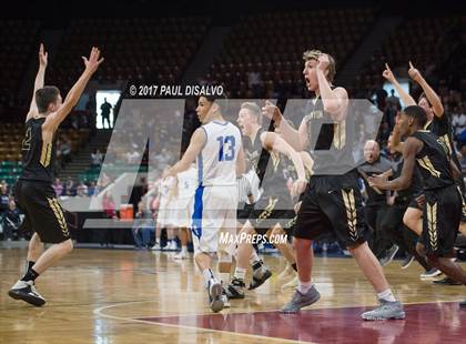 Thumbnail 1 in Rock Canyon vs. Grandview (CHSAA 5A Great 8) photogallery.