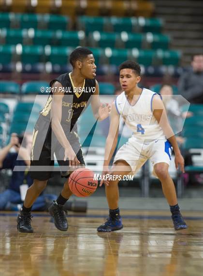 Thumbnail 1 in Rock Canyon vs. Grandview (CHSAA 5A Great 8) photogallery.