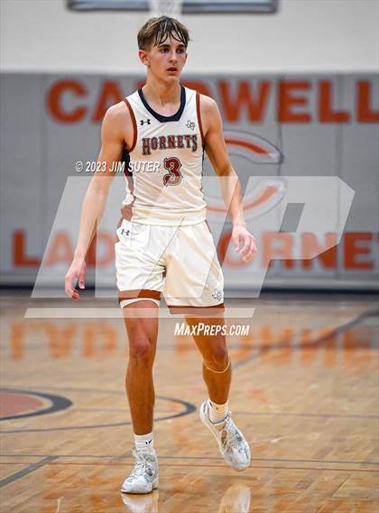 Thumbnail 1 in Caldwell vs La Vega photogallery.