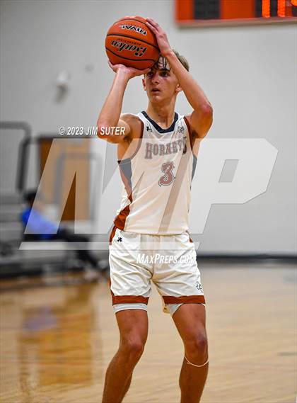 Thumbnail 2 in Caldwell vs La Vega photogallery.