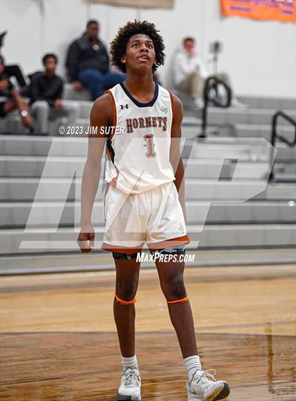 Thumbnail 1 in Caldwell vs La Vega photogallery.