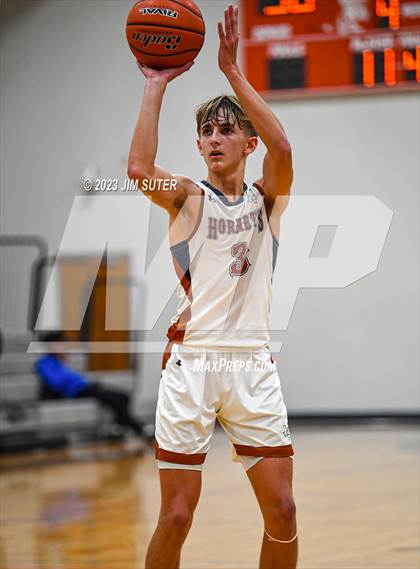 Thumbnail 3 in Caldwell vs La Vega photogallery.