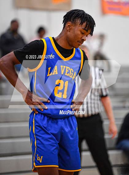 Thumbnail 3 in Caldwell vs La Vega photogallery.