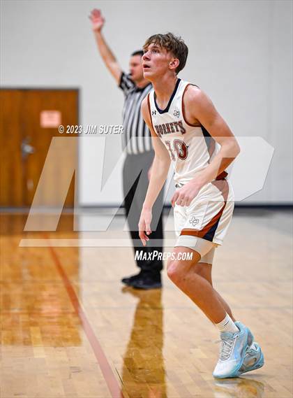Thumbnail 1 in Caldwell vs La Vega photogallery.