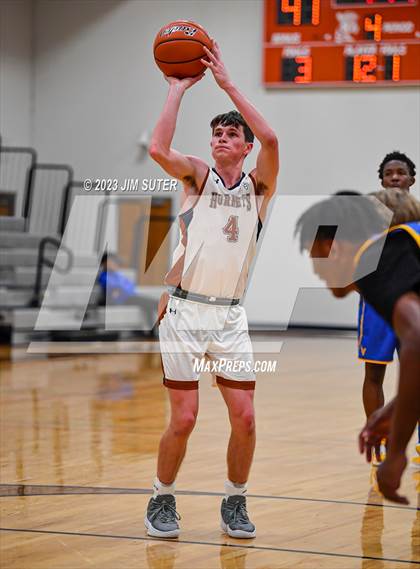 Thumbnail 2 in Caldwell vs La Vega photogallery.