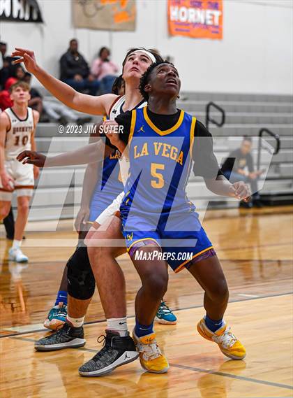 Thumbnail 3 in Caldwell vs La Vega photogallery.