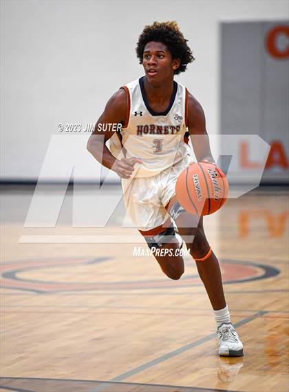 Thumbnail 3 in Caldwell vs La Vega photogallery.