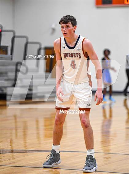 Thumbnail 2 in Caldwell vs La Vega photogallery.