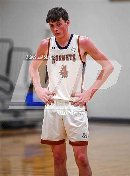 Thumbnail 3 in Caldwell vs La Vega photogallery.
