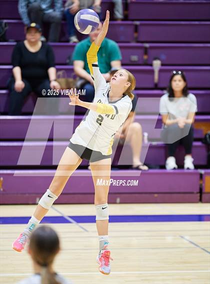 Thumbnail 3 in JV: Bishop O'Dowd @ Piedmont photogallery.