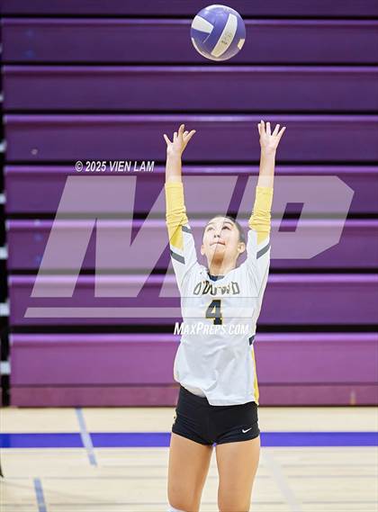 Thumbnail 1 in JV: Bishop O'Dowd @ Piedmont photogallery.