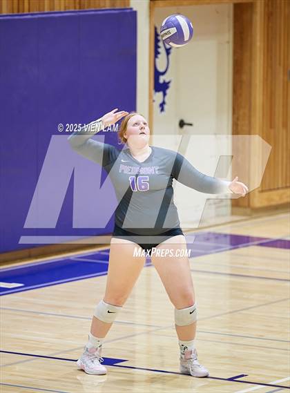 Thumbnail 2 in JV: Bishop O'Dowd @ Piedmont photogallery.