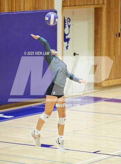 Thumbnail 1 in JV: Bishop O'Dowd @ Piedmont photogallery.