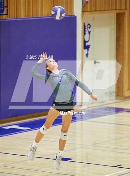 Thumbnail 3 in JV: Bishop O'Dowd @ Piedmont photogallery.