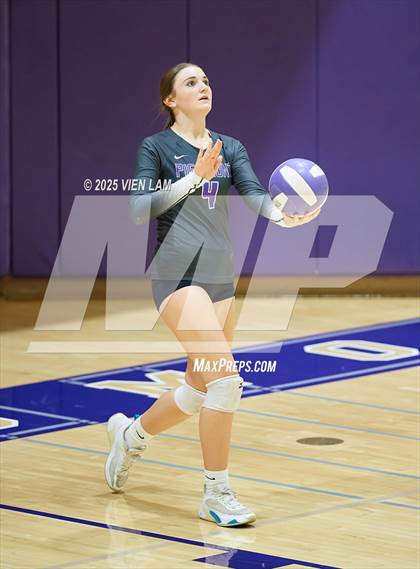 Thumbnail 2 in JV: Bishop O'Dowd @ Piedmont photogallery.