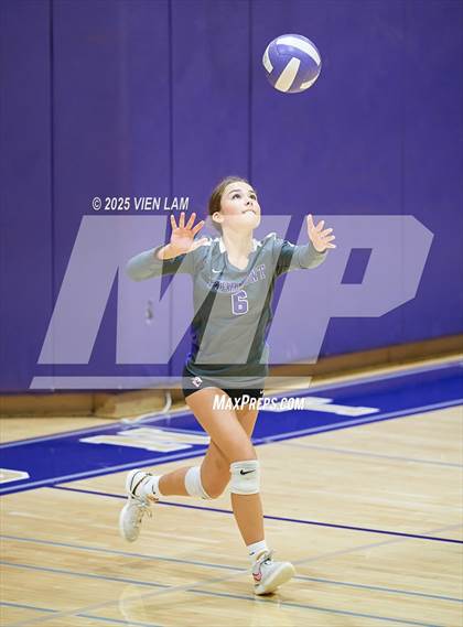 Thumbnail 2 in JV: Bishop O'Dowd @ Piedmont photogallery.