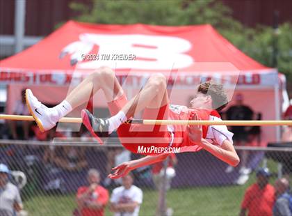 Thumbnail 2 in PIAA State Track and Field Championships photogallery.
