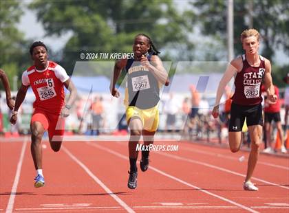Thumbnail 3 in PIAA State Track and Field Championships photogallery.