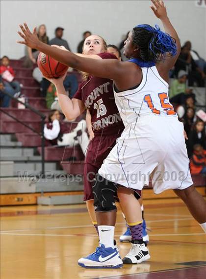 Thumbnail 3 in Wilson vs. Mount Vernon (Lady Greyhound Classic) photogallery.