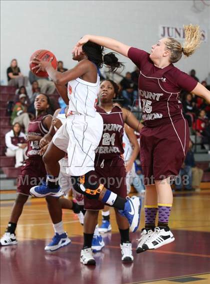 Thumbnail 1 in Wilson vs. Mount Vernon (Lady Greyhound Classic) photogallery.