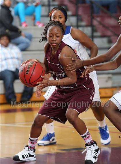 Thumbnail 2 in Wilson vs. Mount Vernon (Lady Greyhound Classic) photogallery.