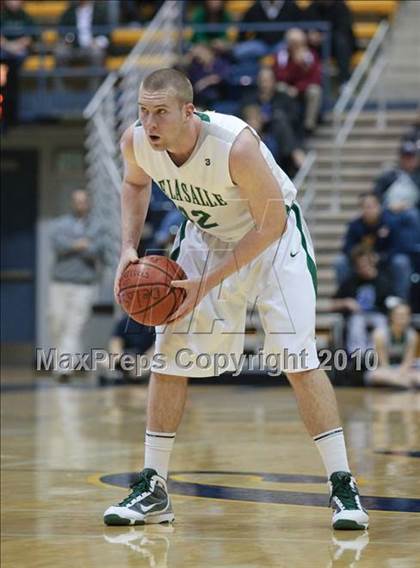 Thumbnail 1 in De La Salle vs. Fairfax (MLK Classic) photogallery.
