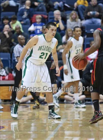Thumbnail 1 in De La Salle vs. Fairfax (MLK Classic) photogallery.