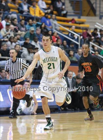 Thumbnail 3 in De La Salle vs. Fairfax (MLK Classic) photogallery.