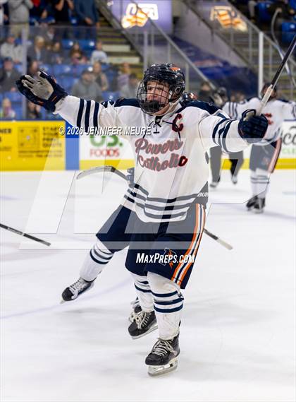 Thumbnail 1 in Powers Catholic vs Stevenson (MHSAA Division 2 State Final) photogallery.