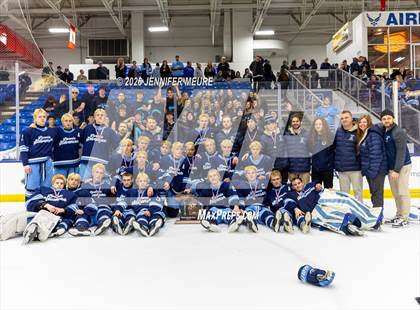 Thumbnail 2 in Powers Catholic vs Stevenson (MHSAA Division 2 State Final) photogallery.
