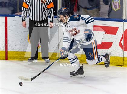 Thumbnail 2 in Powers Catholic vs Stevenson (MHSAA Division 2 State Final) photogallery.