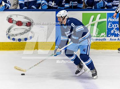 Thumbnail 1 in Powers Catholic vs Stevenson (MHSAA Division 2 State Final) photogallery.