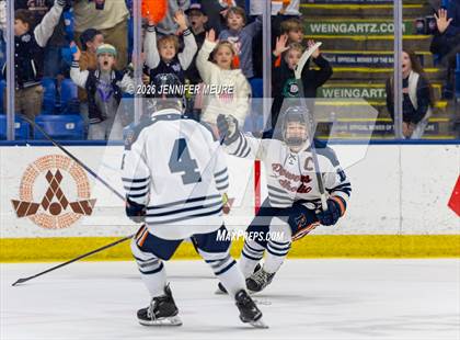 Thumbnail 2 in Powers Catholic vs Stevenson (MHSAA Division 2 State Final) photogallery.