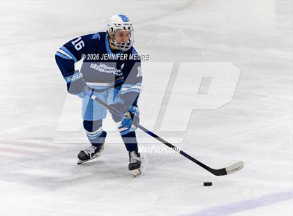 Thumbnail 1 in Powers Catholic vs Stevenson (MHSAA Division 2 State Final) photogallery.