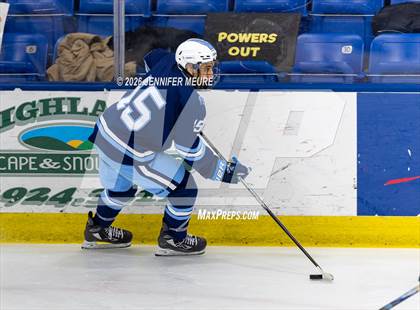 Thumbnail 3 in Powers Catholic vs Stevenson (MHSAA Division 2 State Final) photogallery.