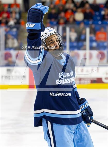 Thumbnail 2 in Powers Catholic vs Stevenson (MHSAA Division 2 State Final) photogallery.