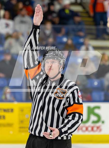 Thumbnail 1 in Powers Catholic vs Stevenson (MHSAA Division 2 State Final) photogallery.