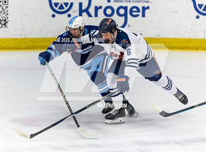 Thumbnail 1 in Powers Catholic vs Stevenson (MHSAA Division 2 State Final) photogallery.