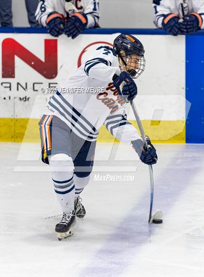 Thumbnail 3 in Powers Catholic vs Stevenson (MHSAA Division 2 State Final) photogallery.