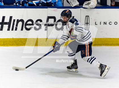 Thumbnail 3 in Powers Catholic vs Stevenson (MHSAA Division 2 State Final) photogallery.