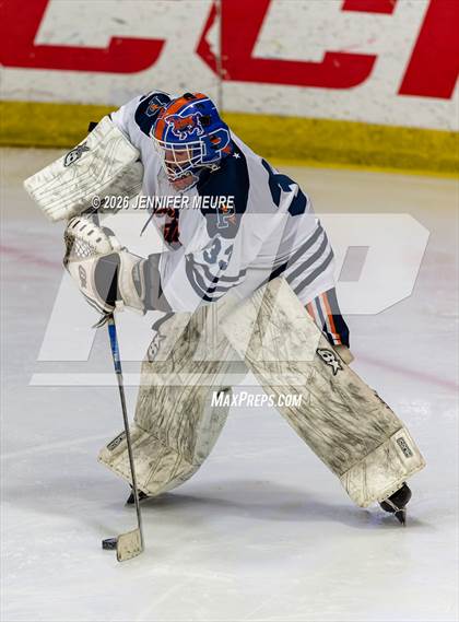 Thumbnail 1 in Powers Catholic vs Stevenson (MHSAA Division 2 State Final) photogallery.