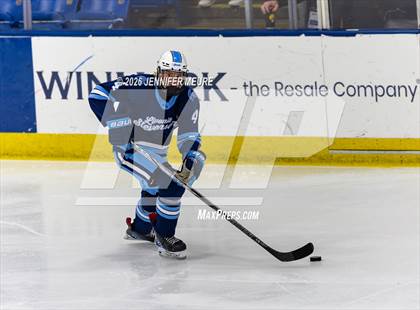 Thumbnail 3 in Powers Catholic vs Stevenson (MHSAA Division 2 State Final) photogallery.