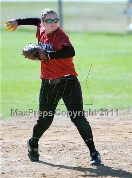 Thumbnail 3 in Sparkman vs. Dothan (Bob Jones Tournament) photogallery.