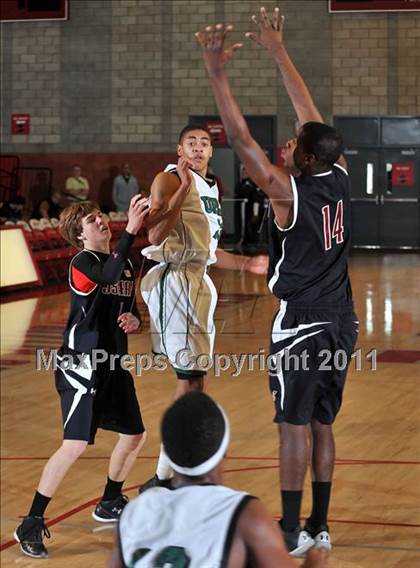 Thumbnail 2 in Upland vs. JSerra Catholic (Nike Extravaganza) photogallery.