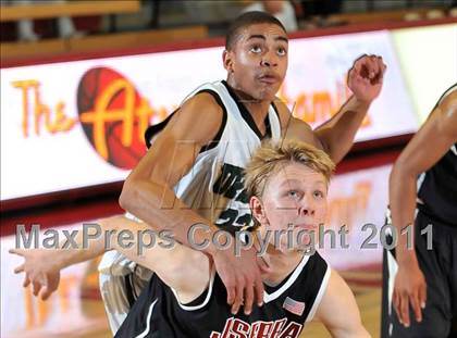 Thumbnail 1 in Upland vs. JSerra Catholic (Nike Extravaganza) photogallery.