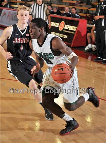 Thumbnail 1 in Upland vs. JSerra Catholic (Nike Extravaganza) photogallery.