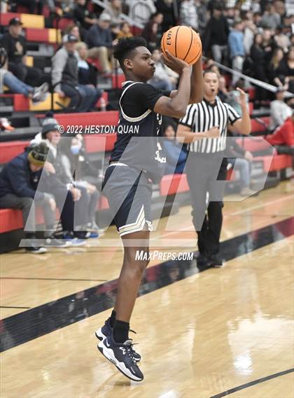 Thumbnail 2 in St. John Bosco @ JSerra Catholic (CIF-SS D1 Playoffs) photogallery.