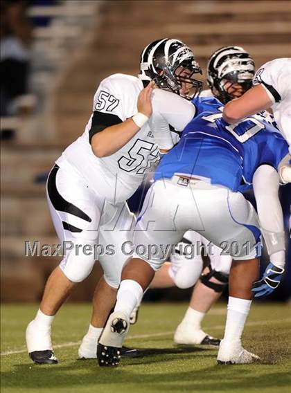 Thumbnail 1 in Grandview vs. Daingerfield (2A Division 1 Region 2 Semifinals) photogallery.
