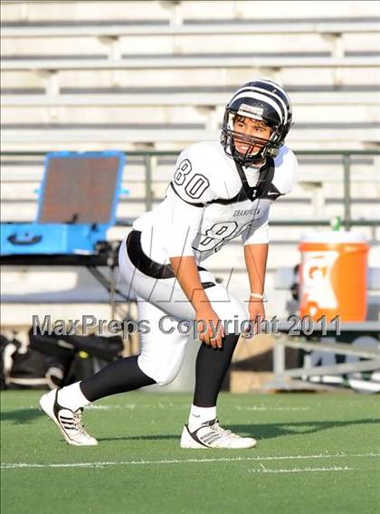 Thumbnail 3 in Grandview vs. Daingerfield (2A Division 1 Region 2 Semifinals) photogallery.