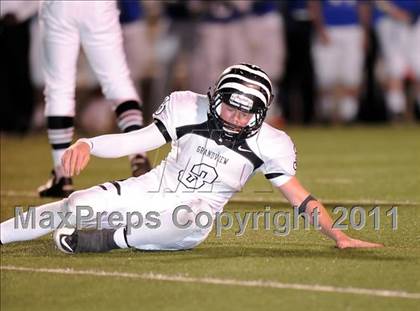 Thumbnail 3 in Grandview vs. Daingerfield (2A Division 1 Region 2 Semifinals) photogallery.